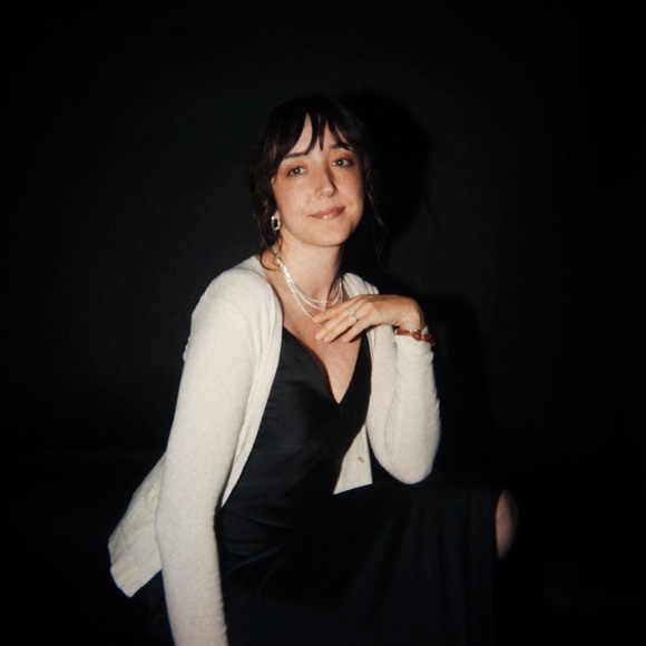 Meet your Posher, Shannon - Picture 1 of 1